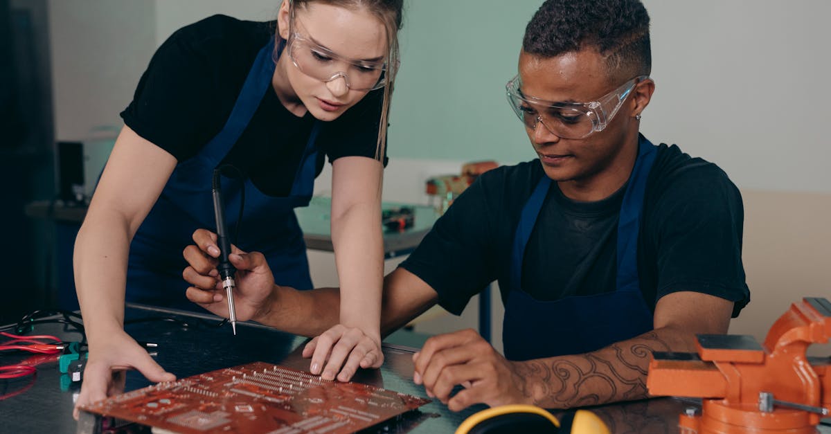 无需实名上网卡：众泰app软件怎么详情下载教程