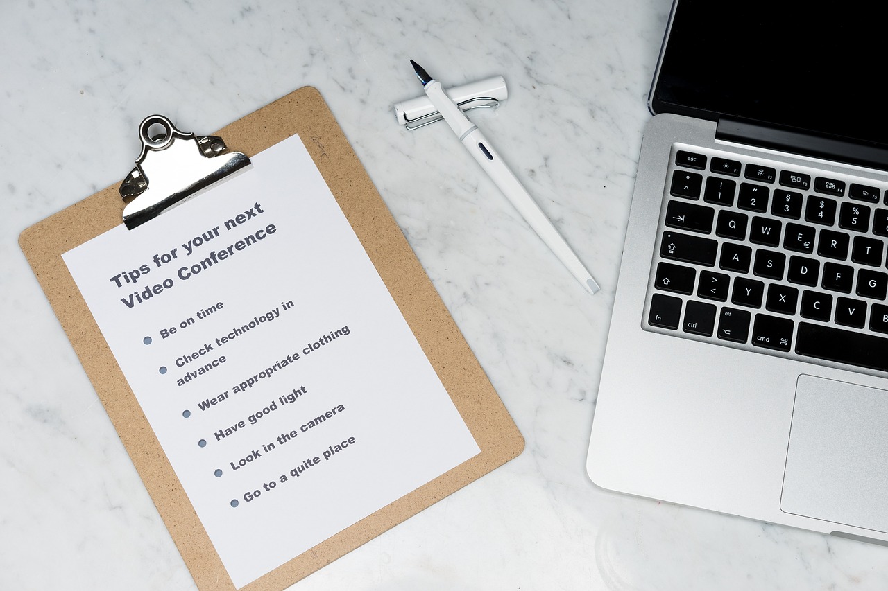 买卖微信账号时:黄蜡石购买平台